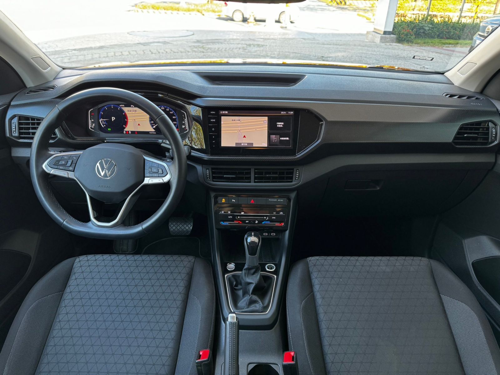 T-Cross 230 TSI Tech