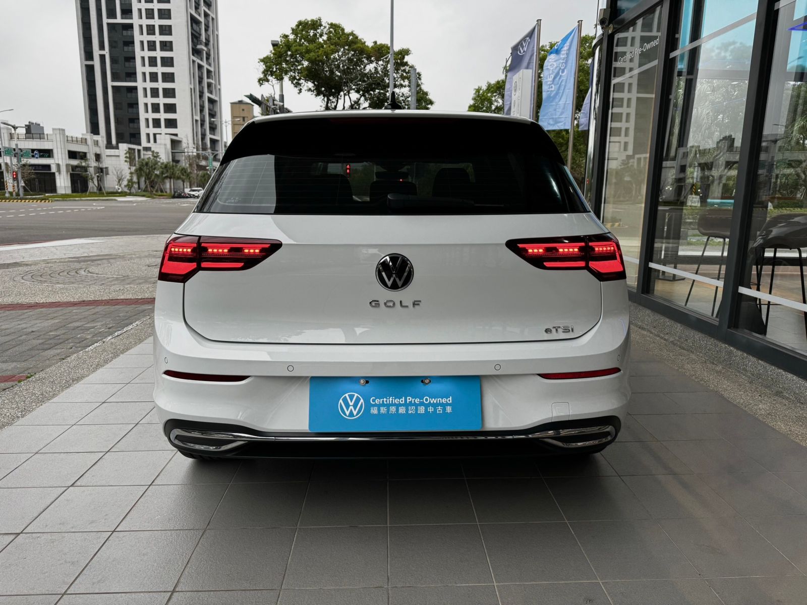 Golf 280 eTSI Style