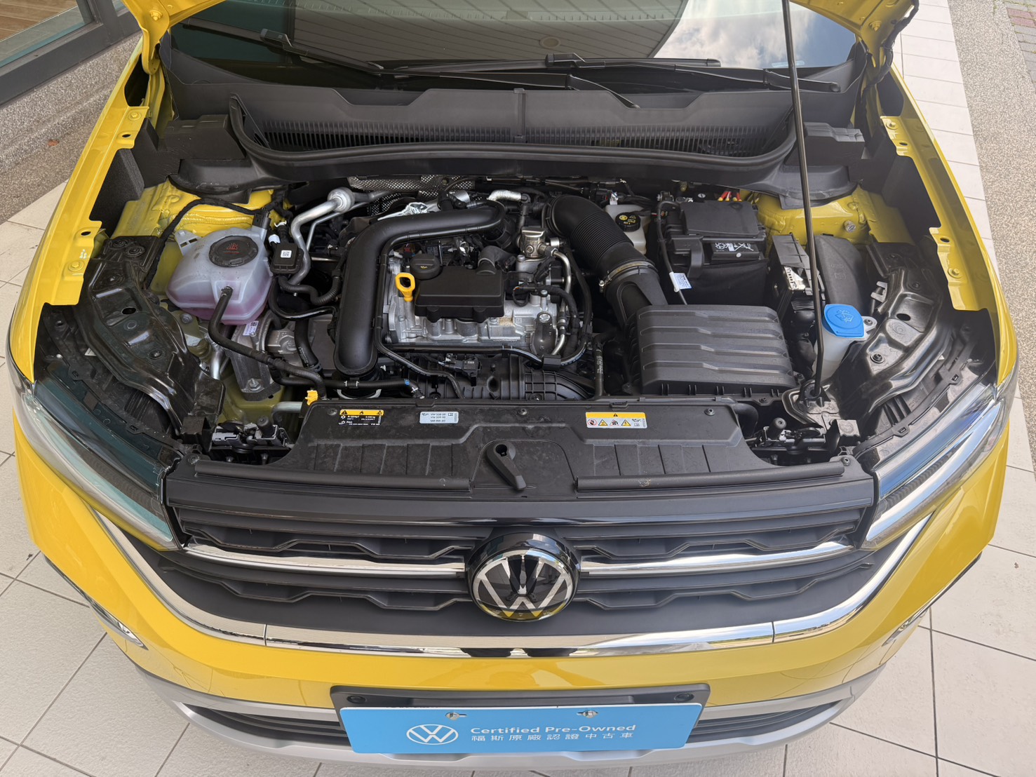 MY25 T-Cross 230 TSI Style Design