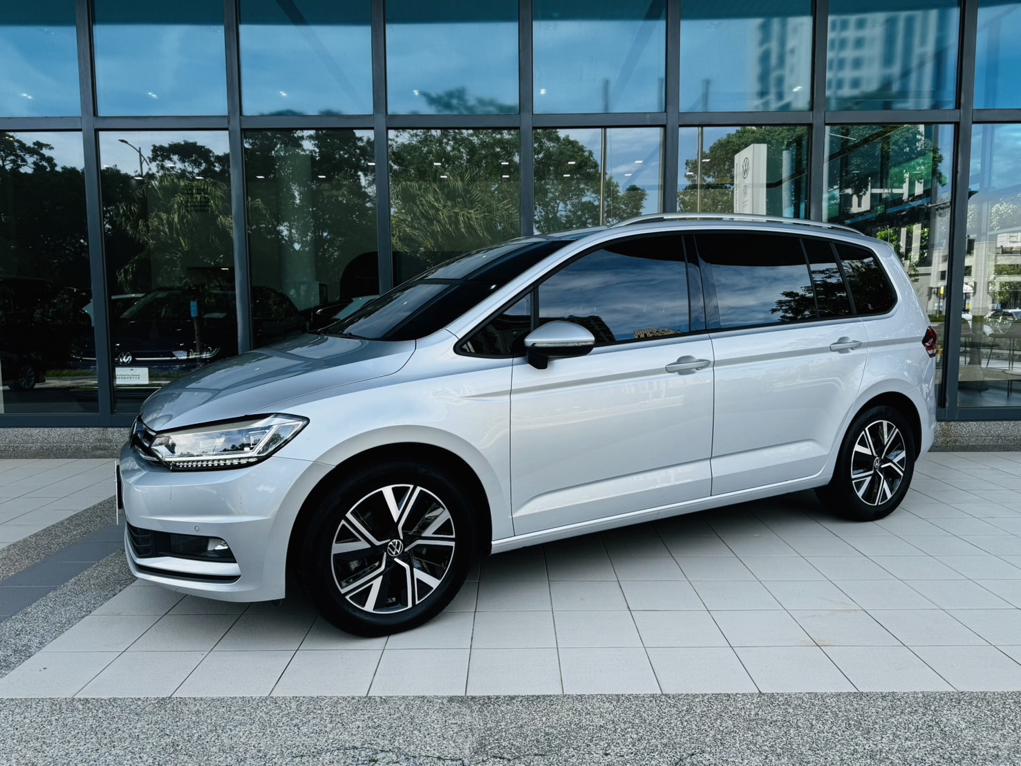 Touran 280 TSI Elegance