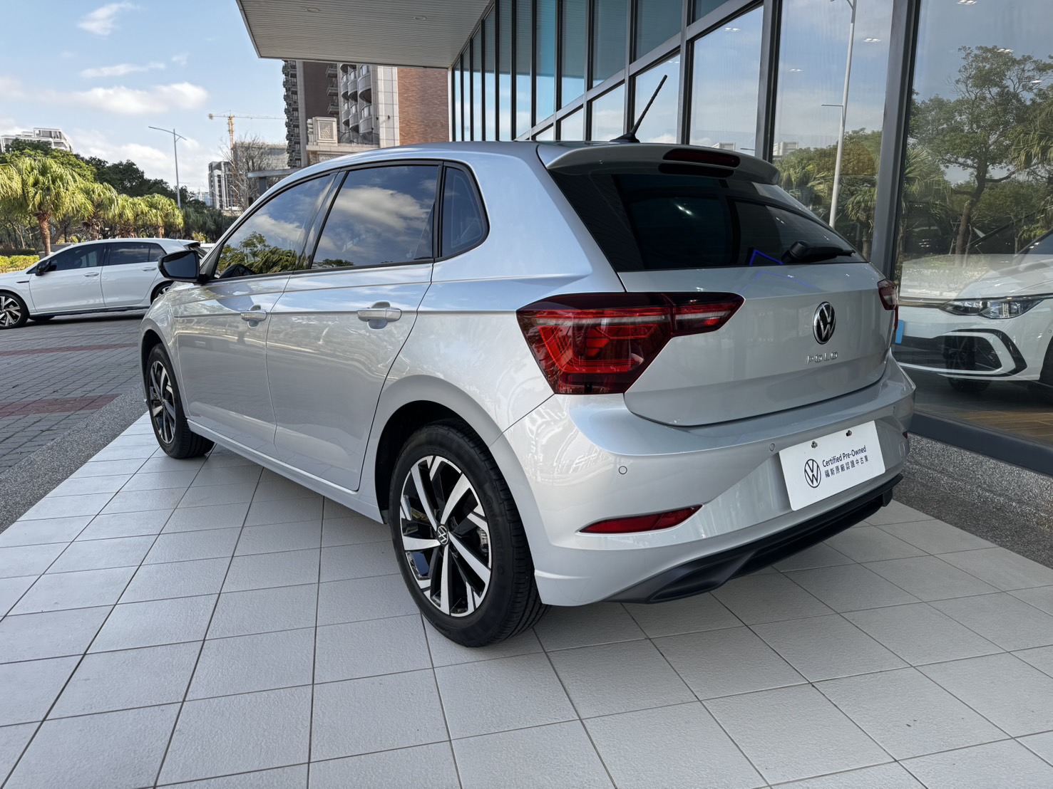 Polo 230 TSI Tech