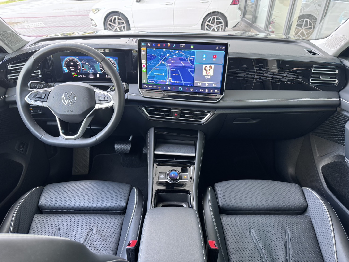 Tiguan 280 eTSI Elegance Premium