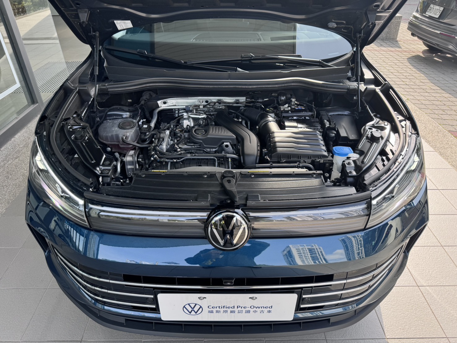 Tiguan 280 eTSI Elegance Premium