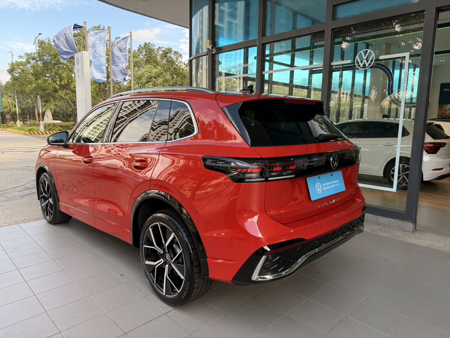 Tiguan 430 TSI R-Line Performance