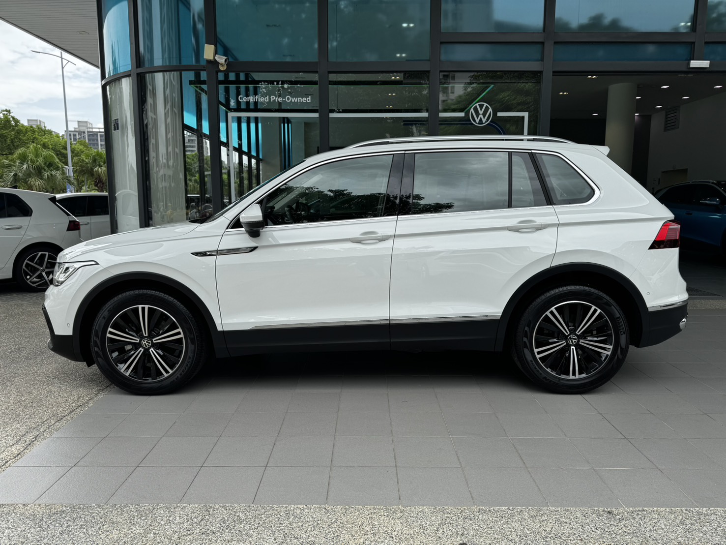Tiguan 280 TSI Elegance Premium