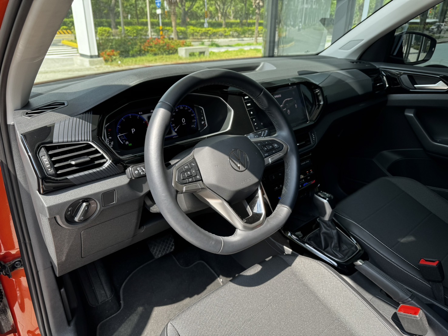 T-Cross 230 TSI Style Design