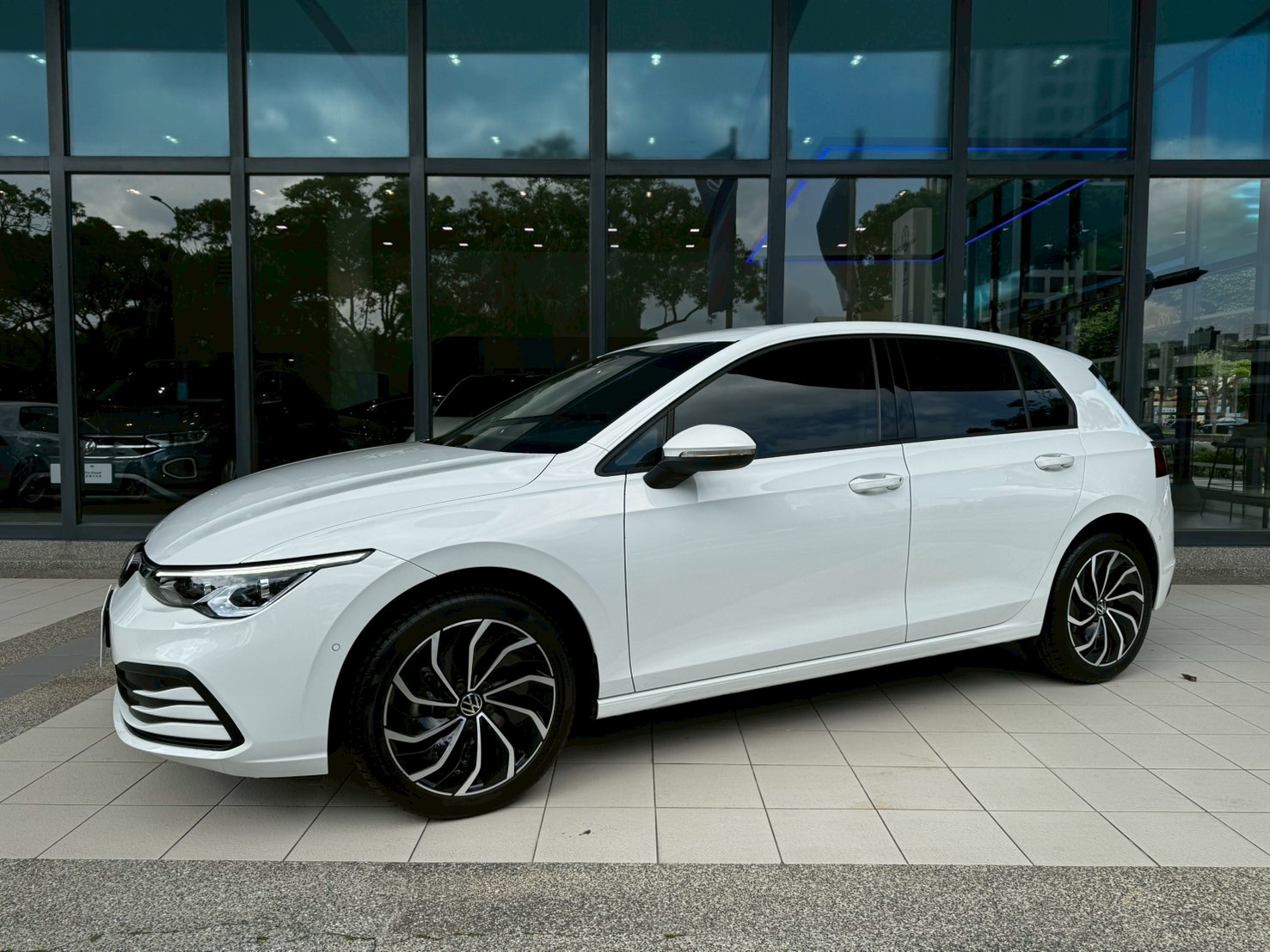 Golf 230 eTSI智能特仕版