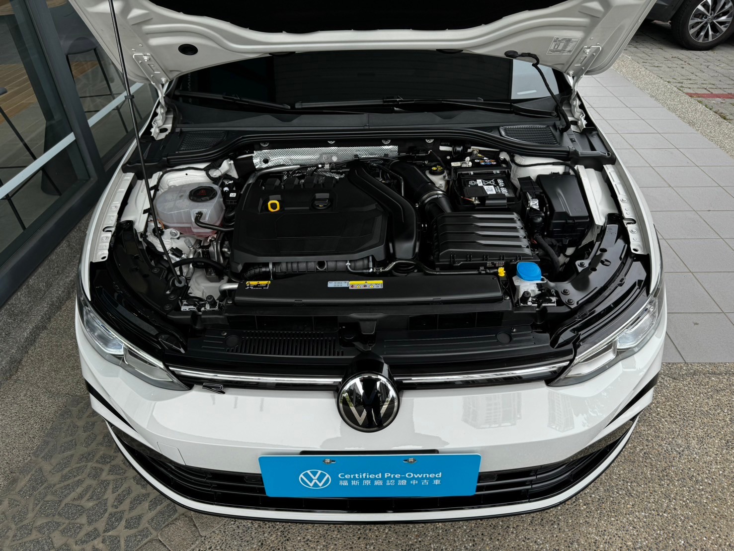 Golf 280 eTSI R-Line