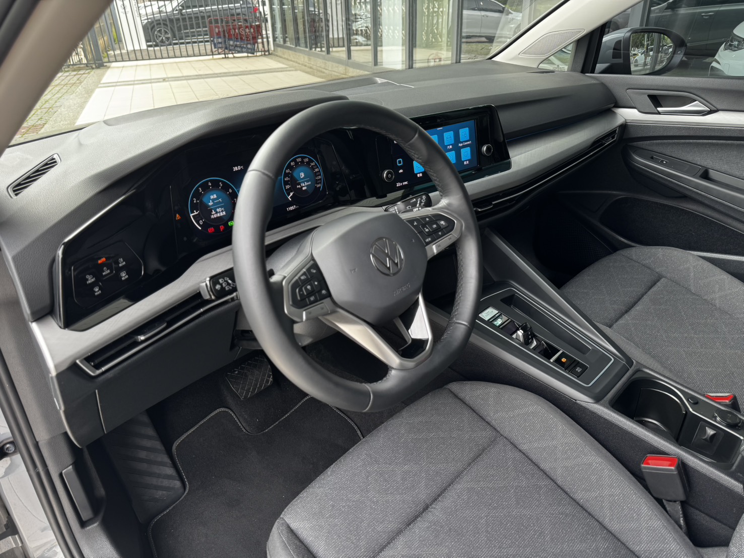 Golf 230 eTSI智能特仕版