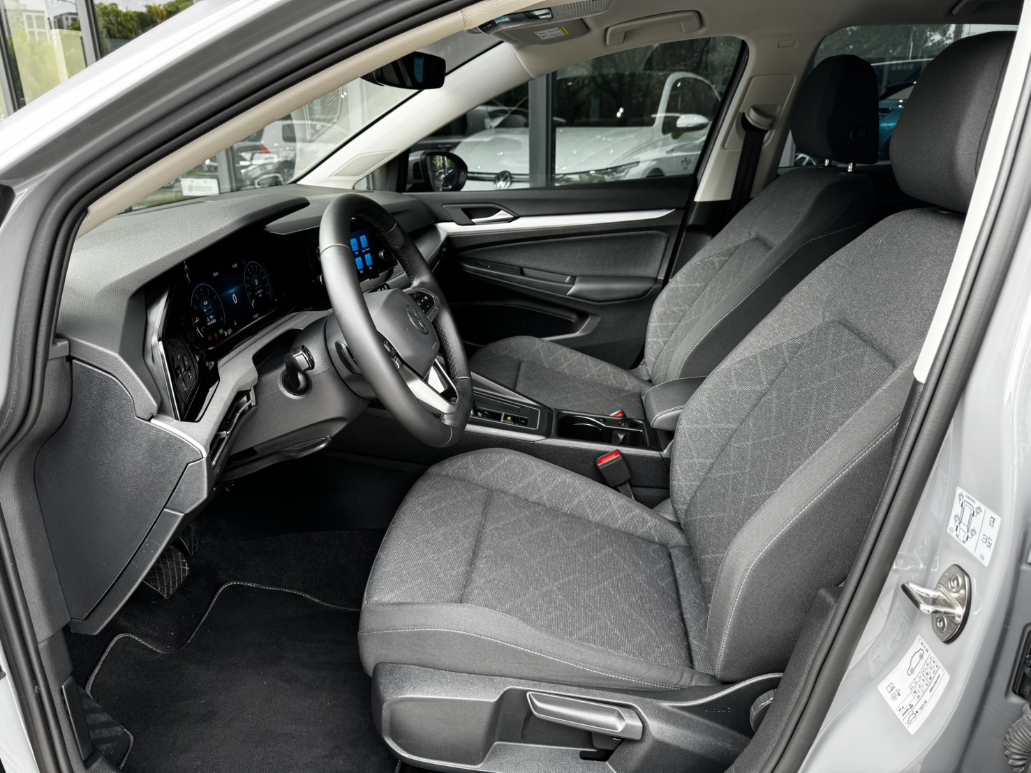 Golf 230 eTSI智能特仕版