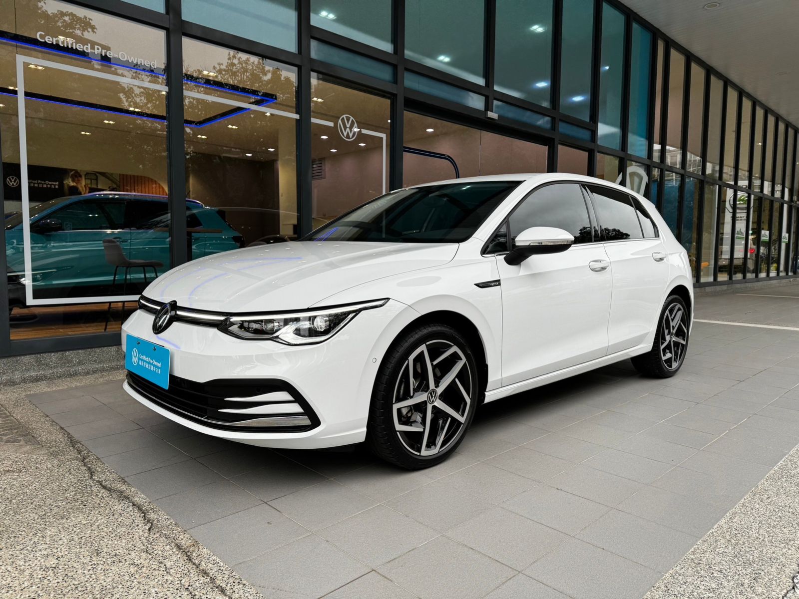 Golf 280 eTSI Style
