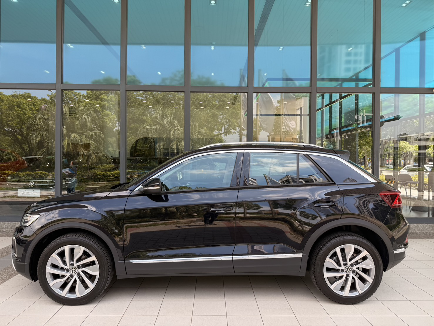 MY25 T-Roc 280 TSI Style Design-V2
