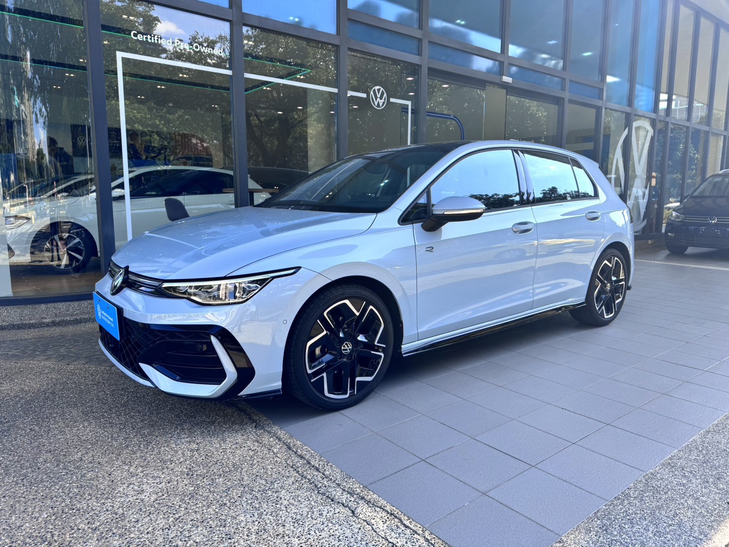 Golf 280 eTSI R-Line