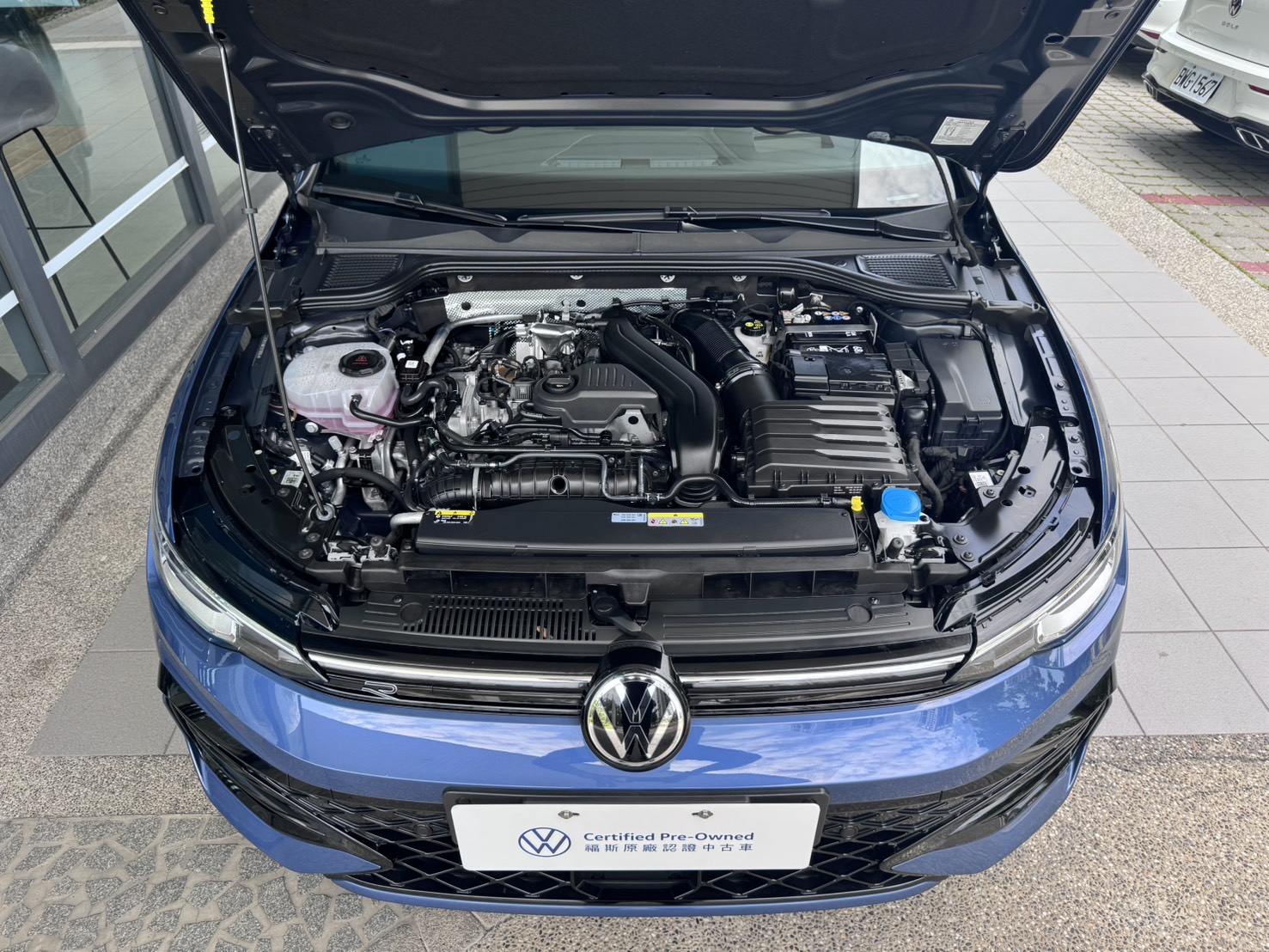 MY25 Golf 280 eTSI R-Line-V1