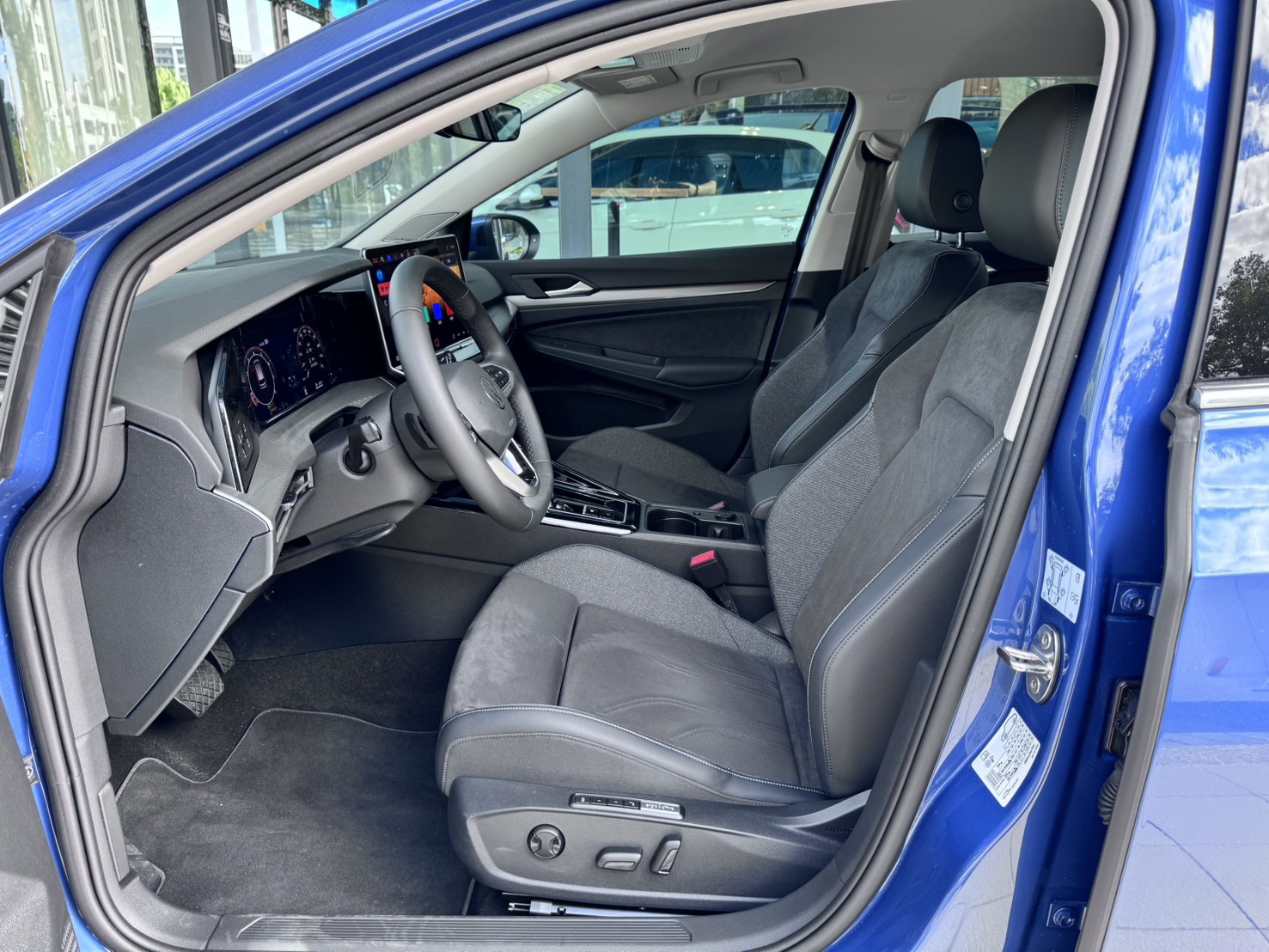 Golf Variant 280 eTSI Style