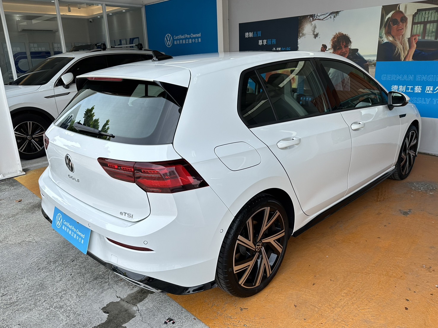 Golf 280 eTSI R-Line