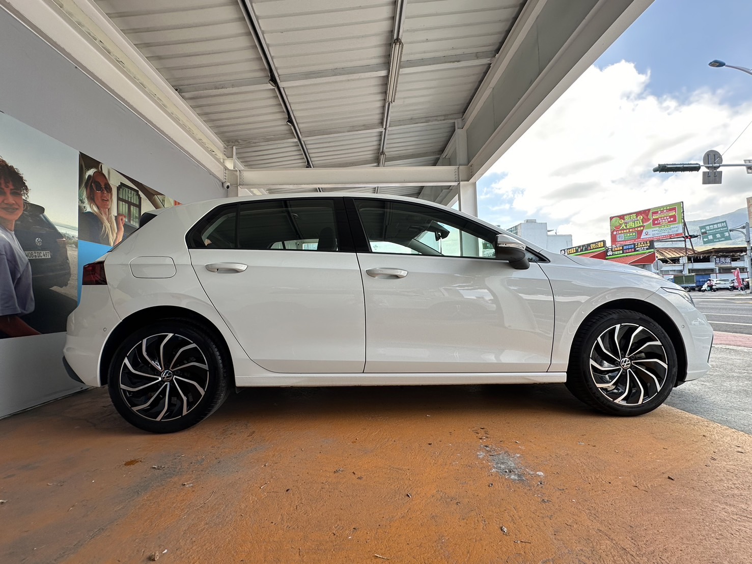 Golf 230 IQ Drive Edition