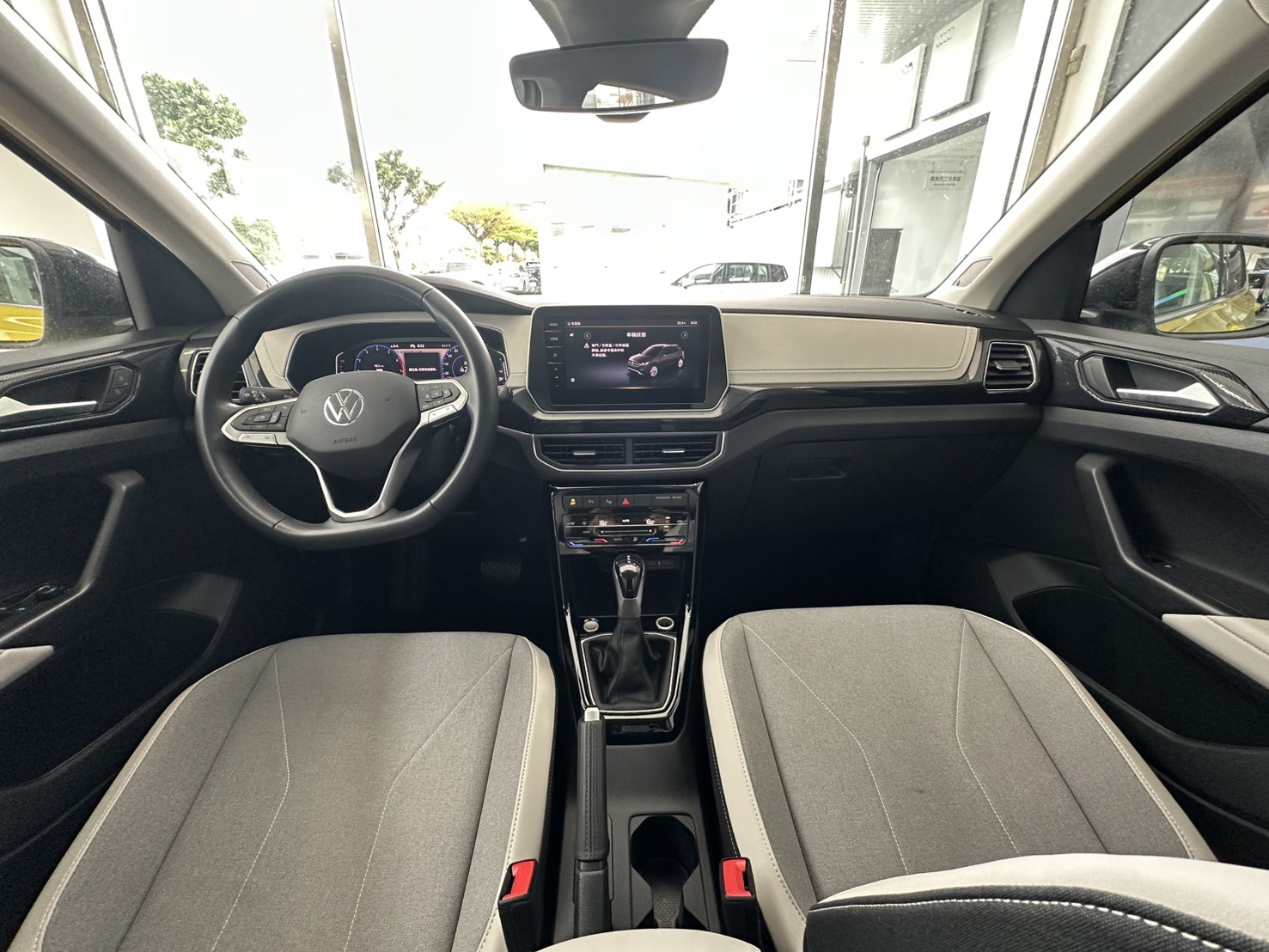 T-Cross 230 TSI Style Design