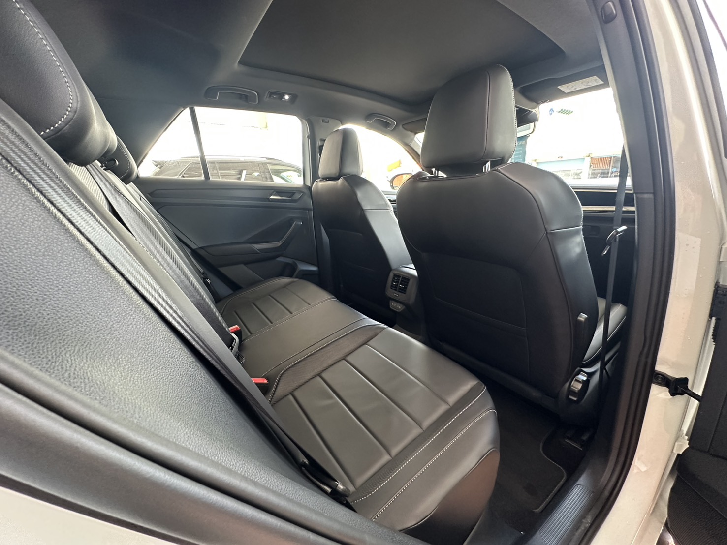 T-Roc 330 TSI R-Line Per.