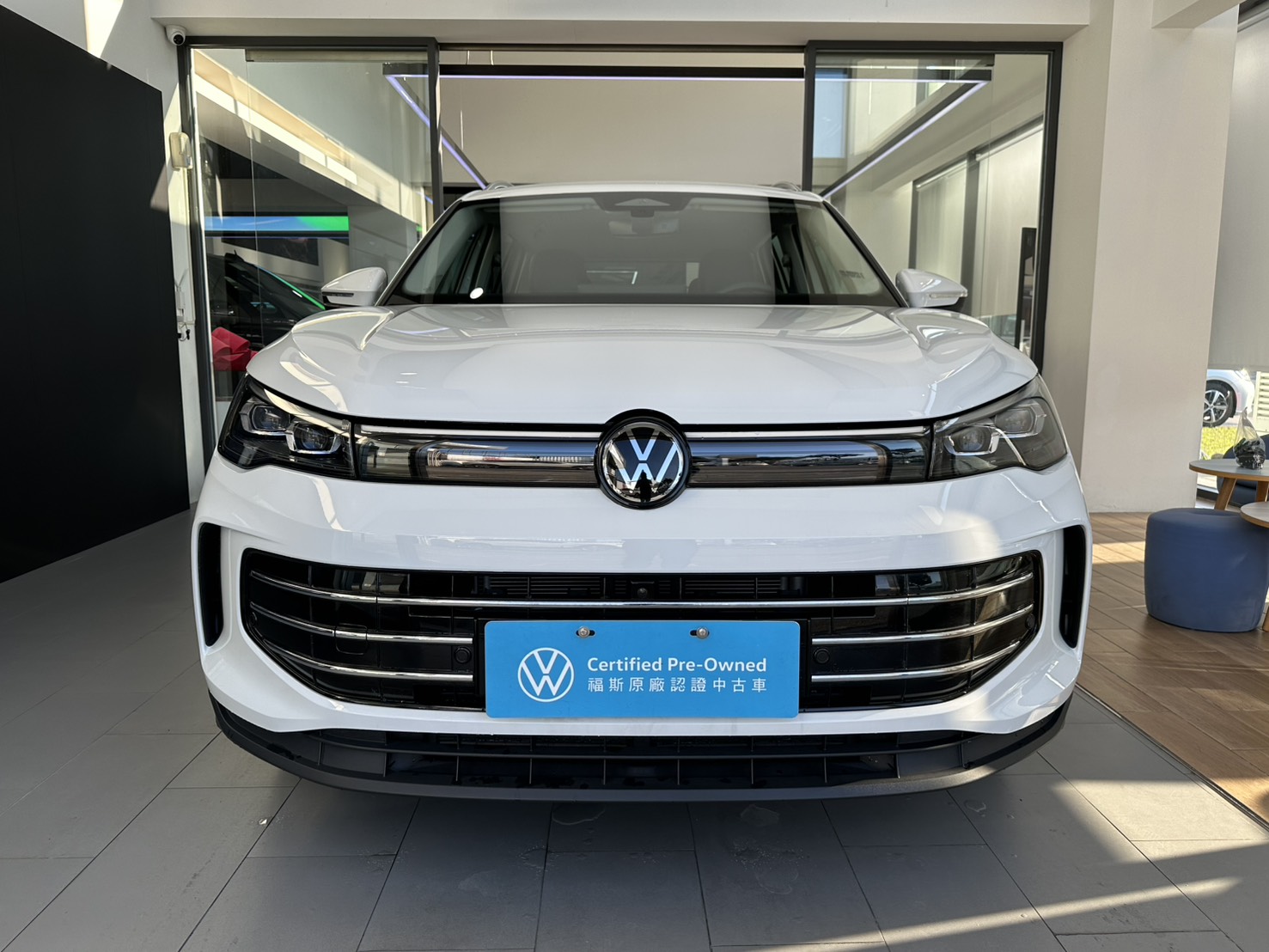 MY26 Tiguan 280 eTSI Elegance Premium-V1