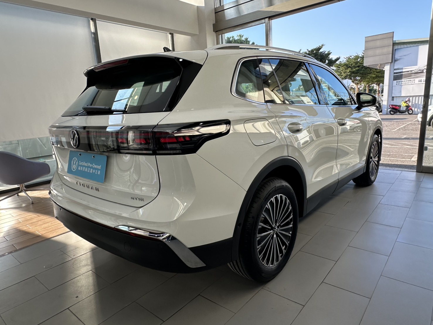 MY26 Tiguan 280 eTSI Elegance Premium-V1