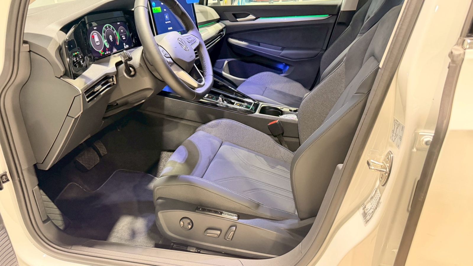 Golf Variant 280 eTSI Style