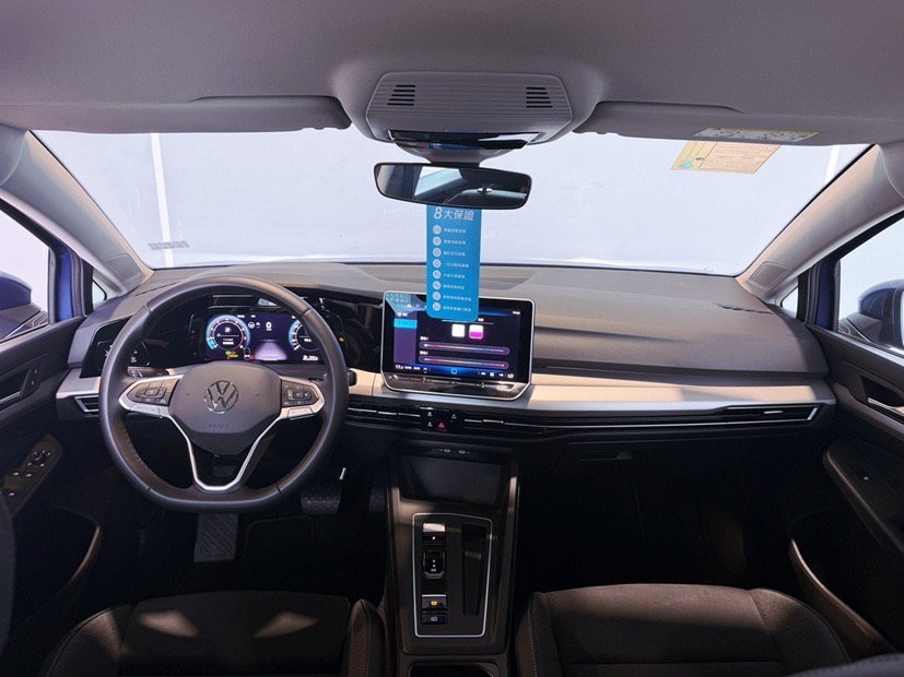 Golf 280 eTSI Life Premium