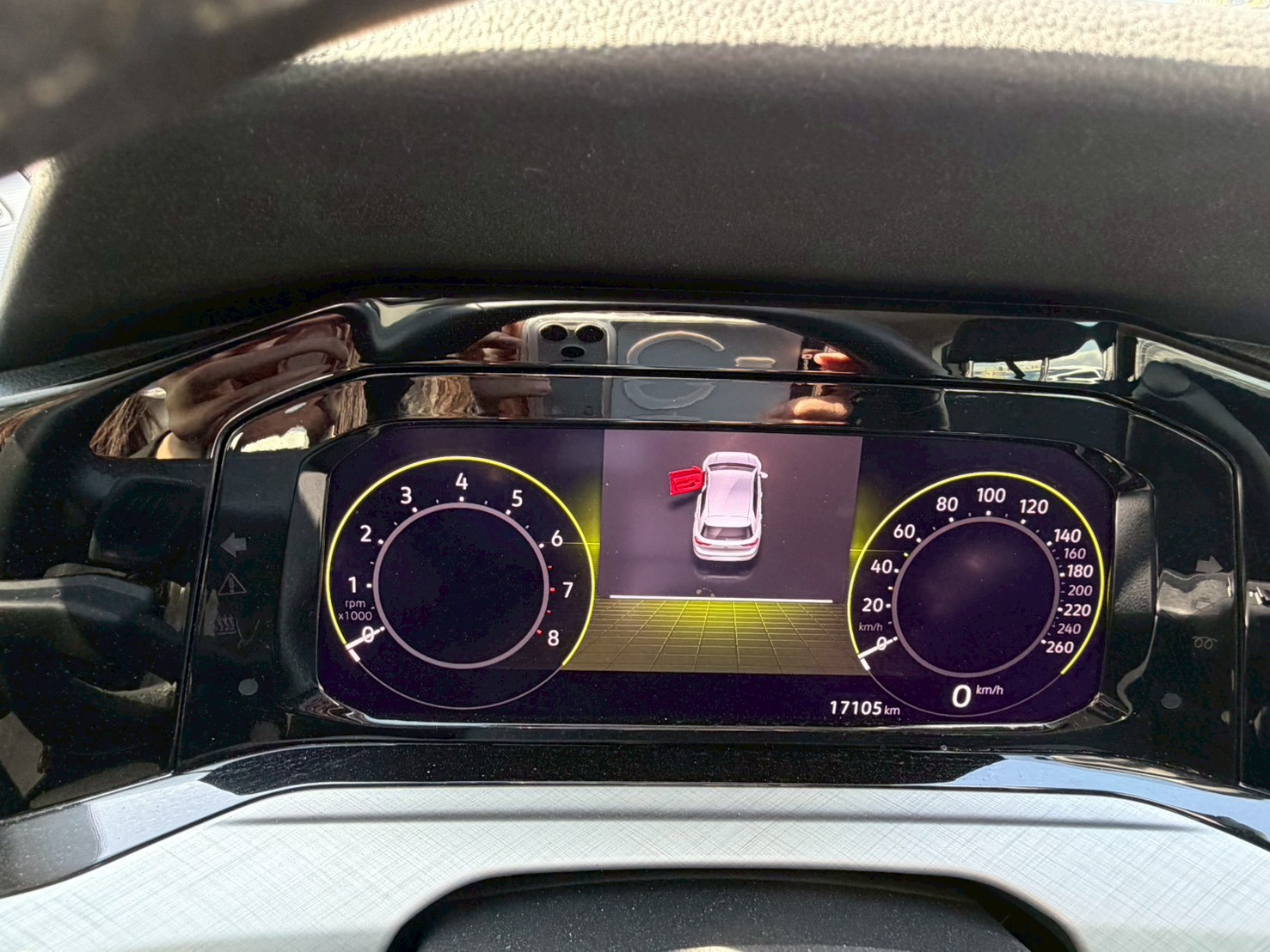 Golf 230eTSI 智能特仕版