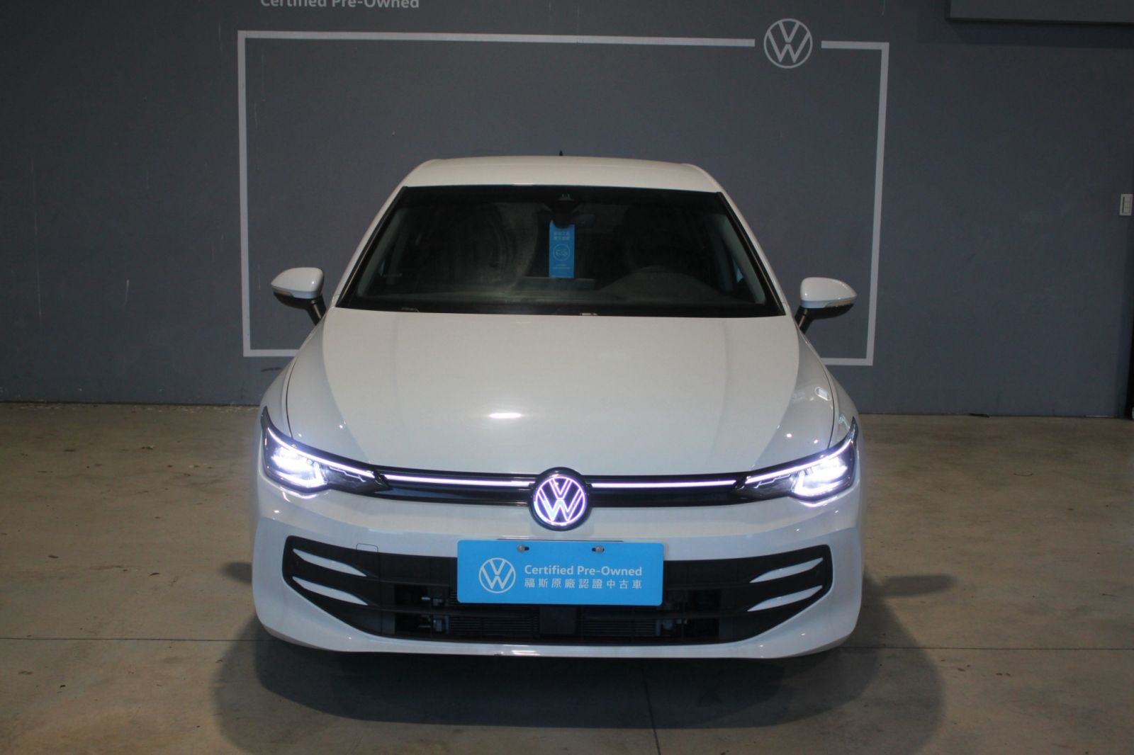 Golf 280eTSI Life Premium