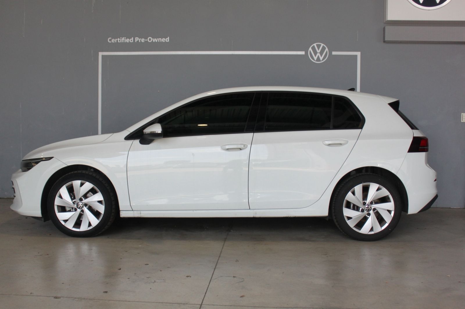 Golf 280eTSI Life Premium
