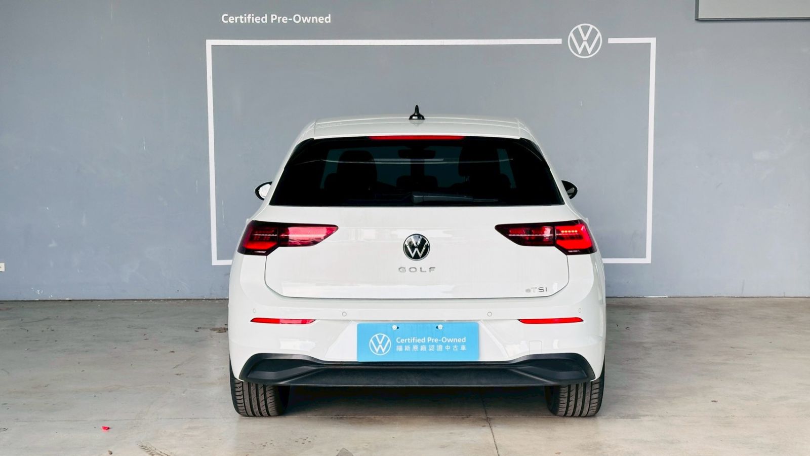 Golf 230eTSI 智能特仕版