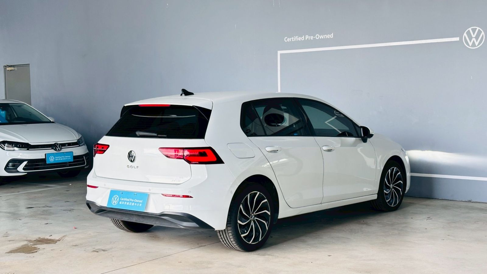 Golf 230eTSI 智能特仕版