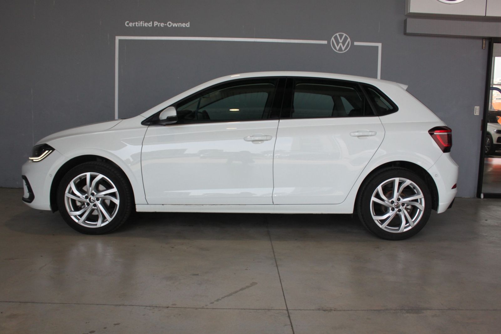 Polo 230 TSI Tech