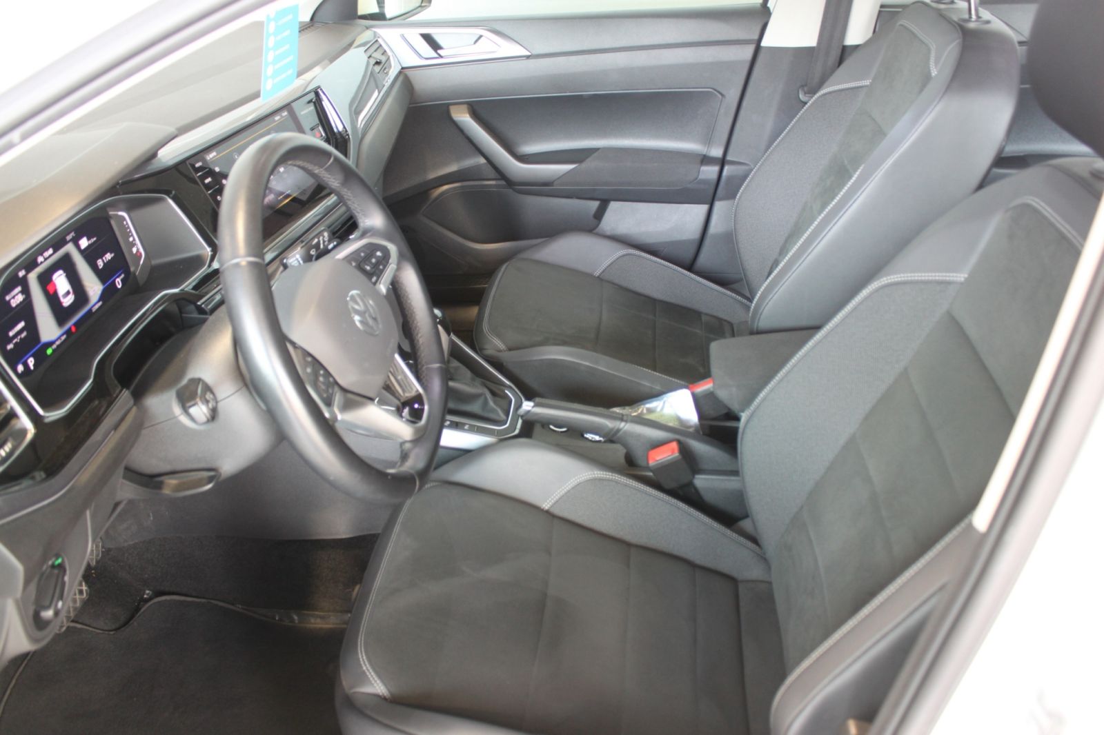 Polo 230 TSI Tech