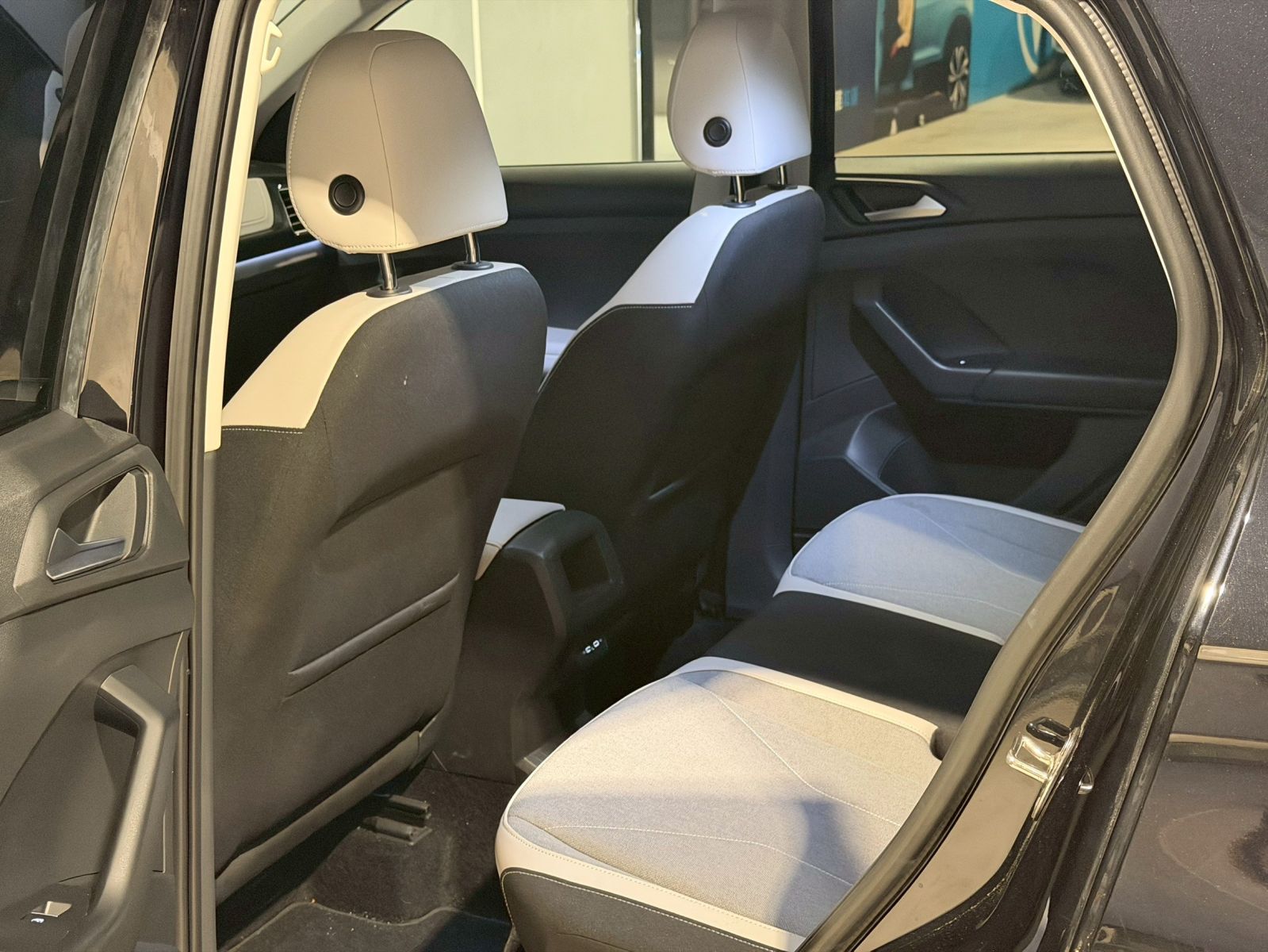 T-Cross 230TSI Style Design
