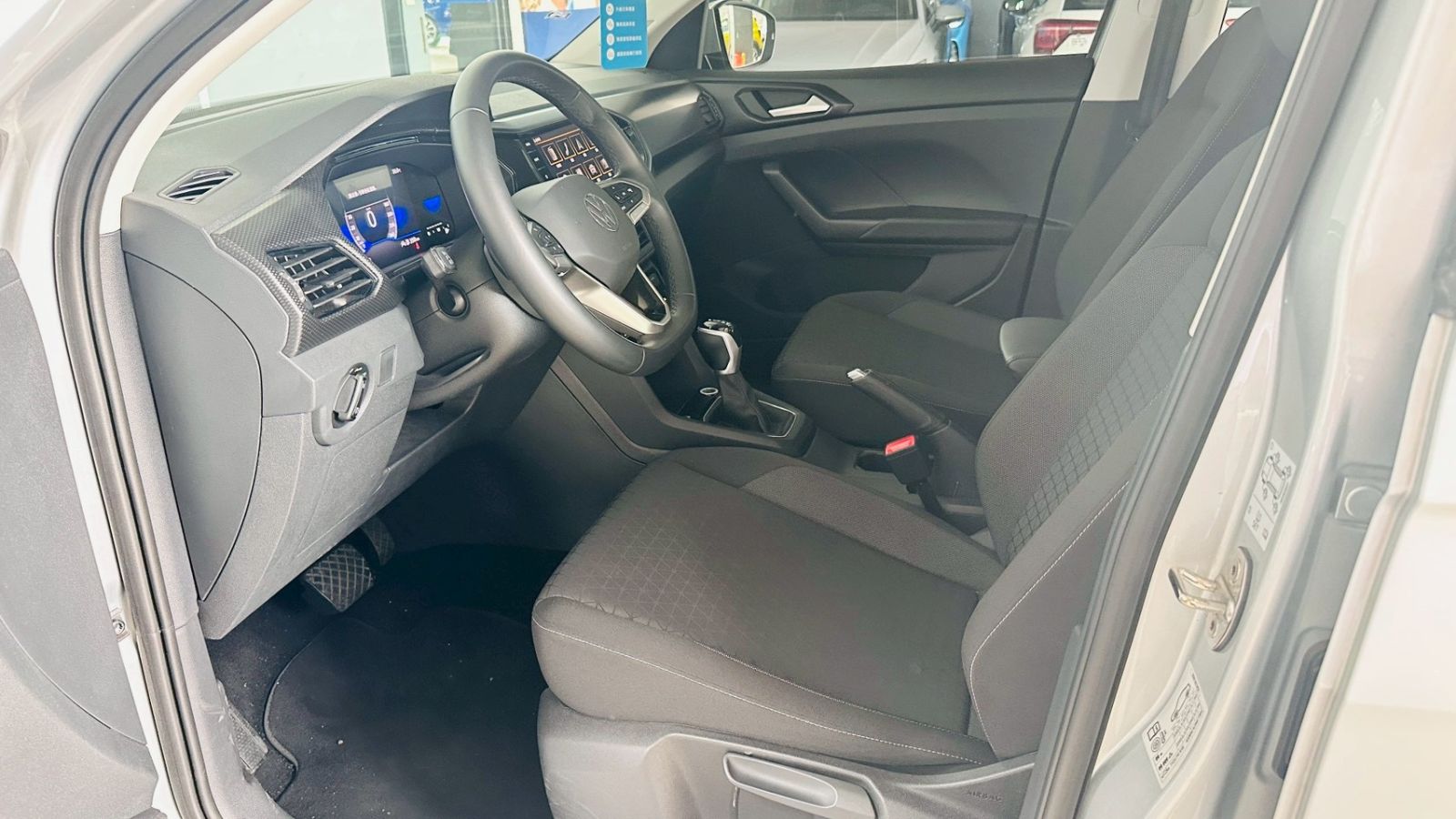 T-Cross 230TSI Life