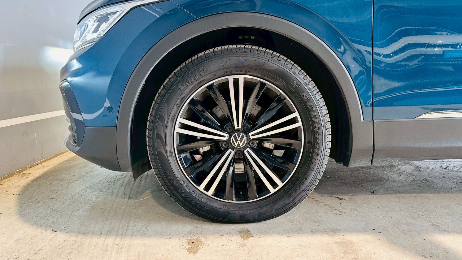 Tiguan 280 TSI Elegance Premium