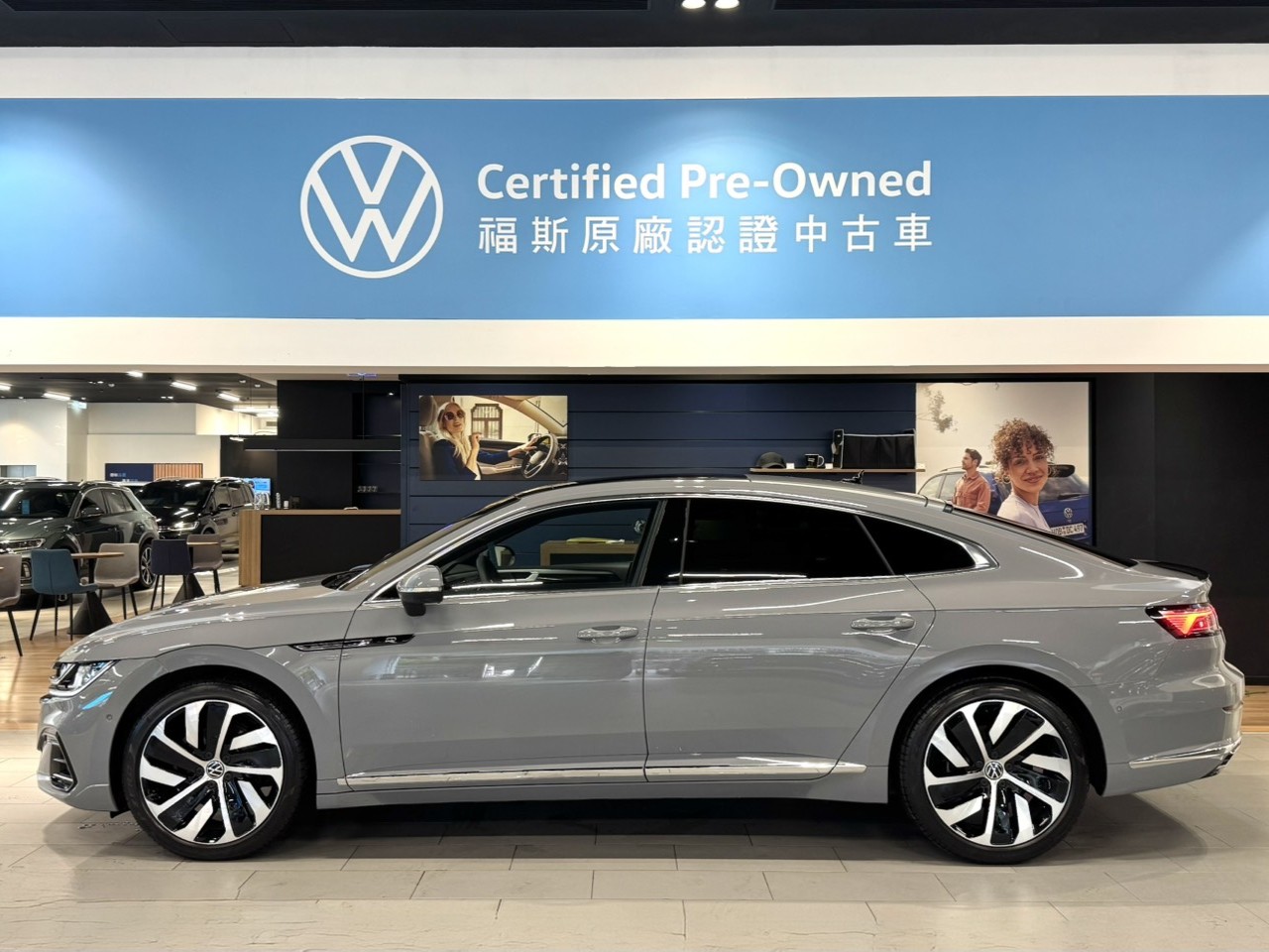 MY23 Arteon Fastback 330 TSI R-Line-V2