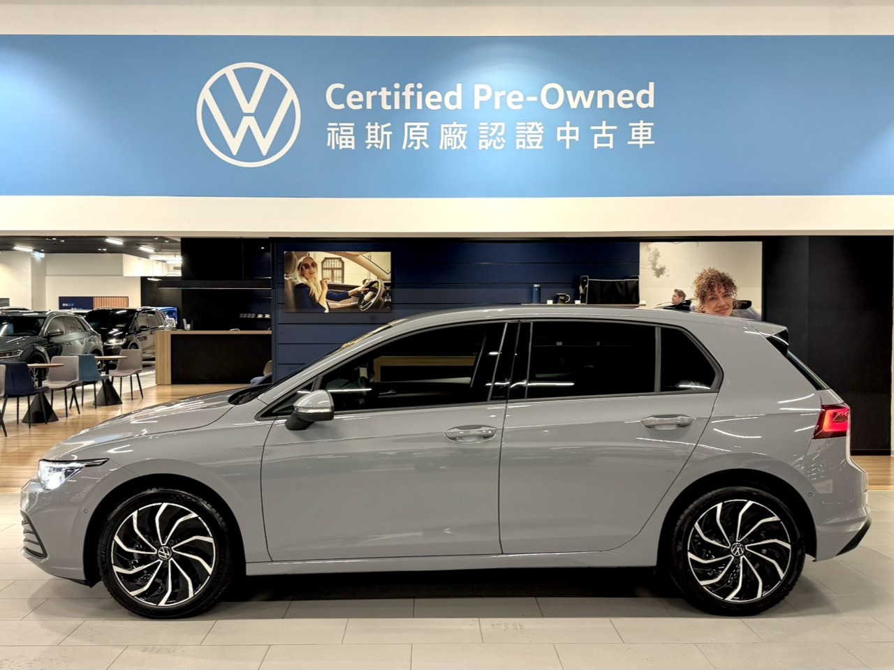Golf 230 eTSI IQ.DRIVE Edition