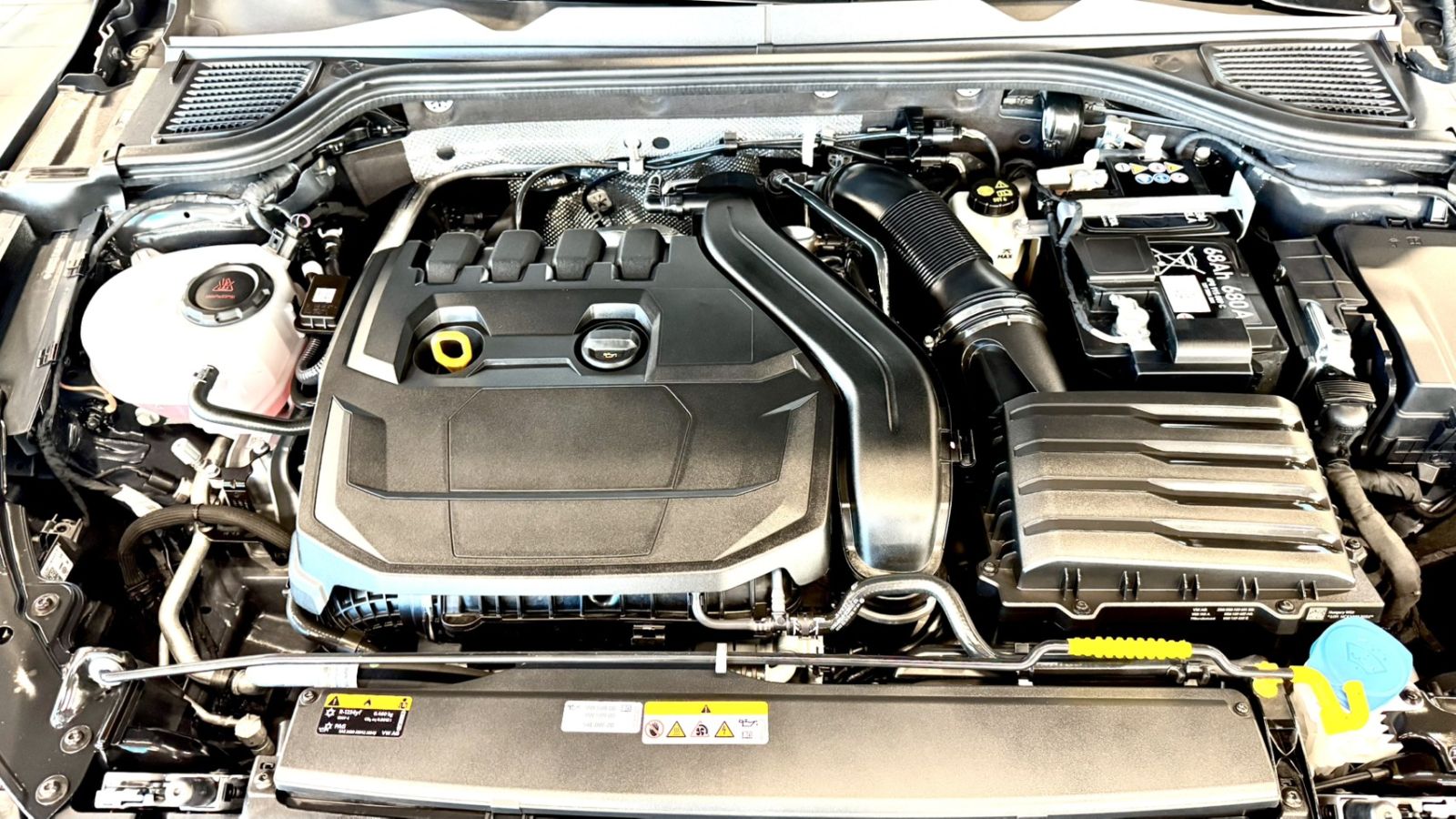 Golf 280 eTSI R-Line