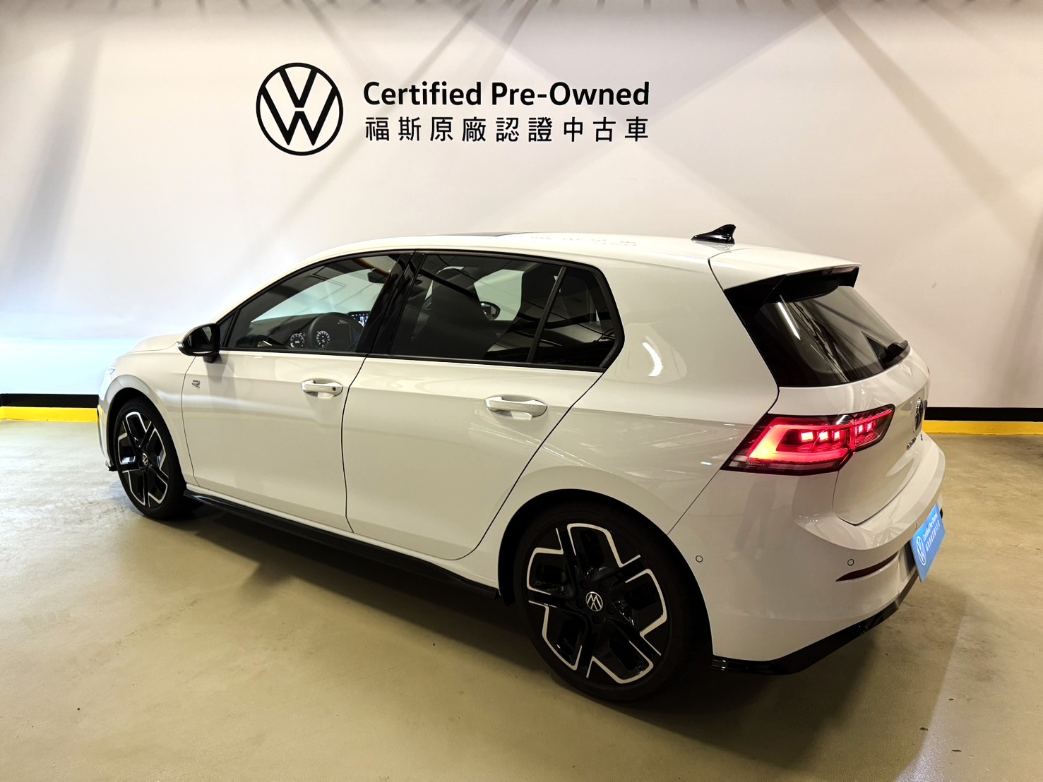 Golf 280 eTSI R-Line