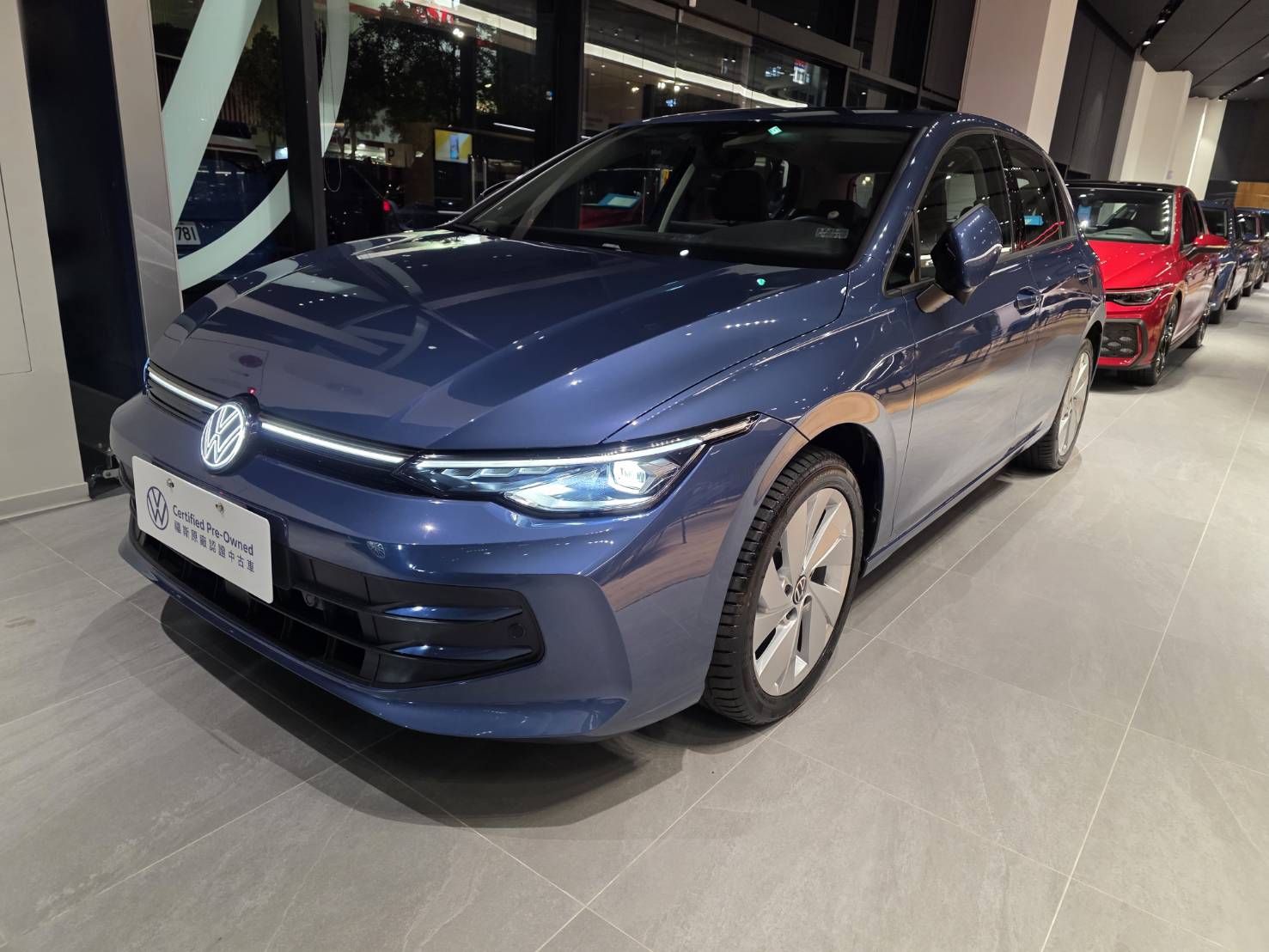 Golf 280 eTSI Life Premium