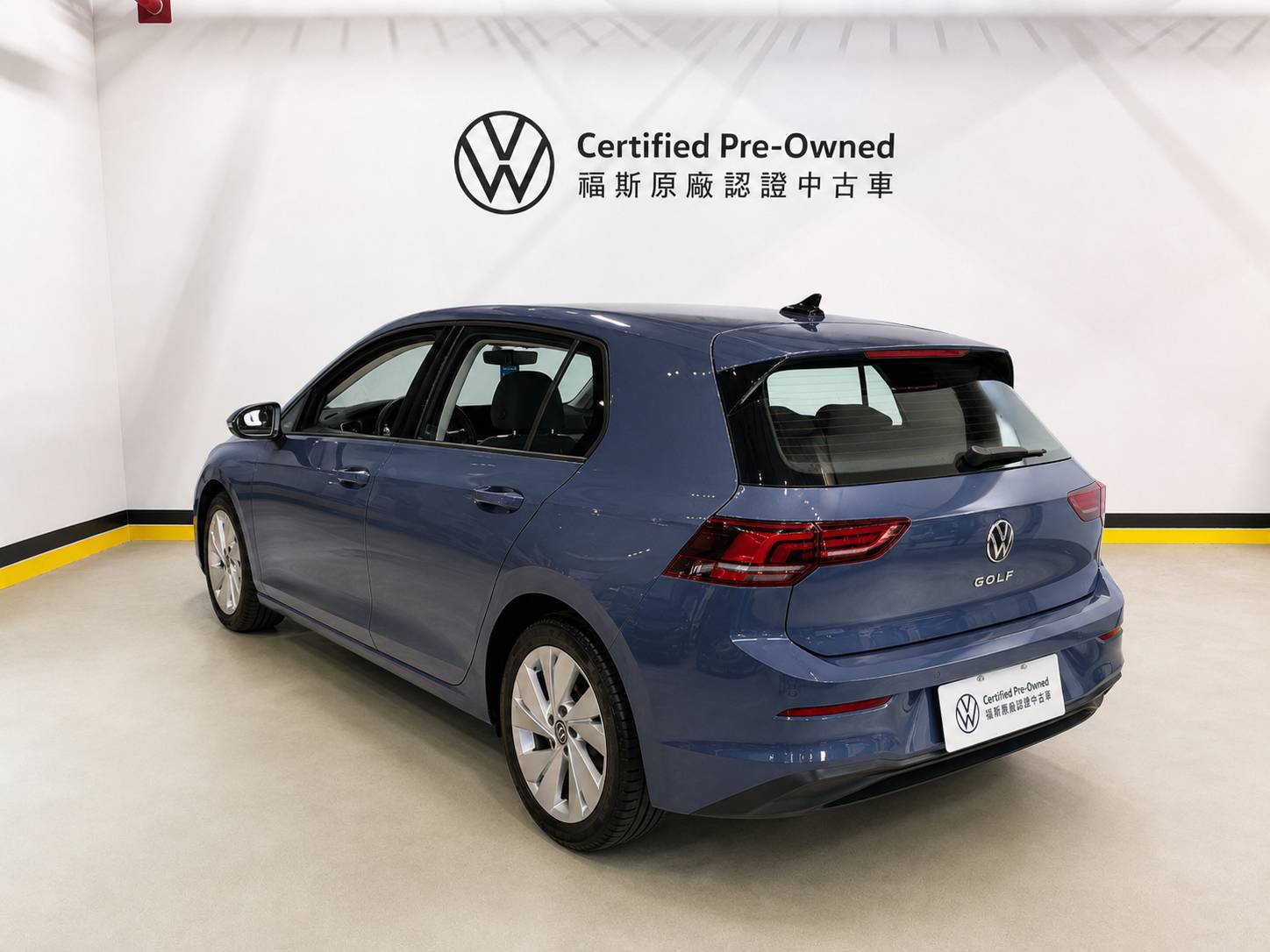 Golf 280 eTSI Life Premium