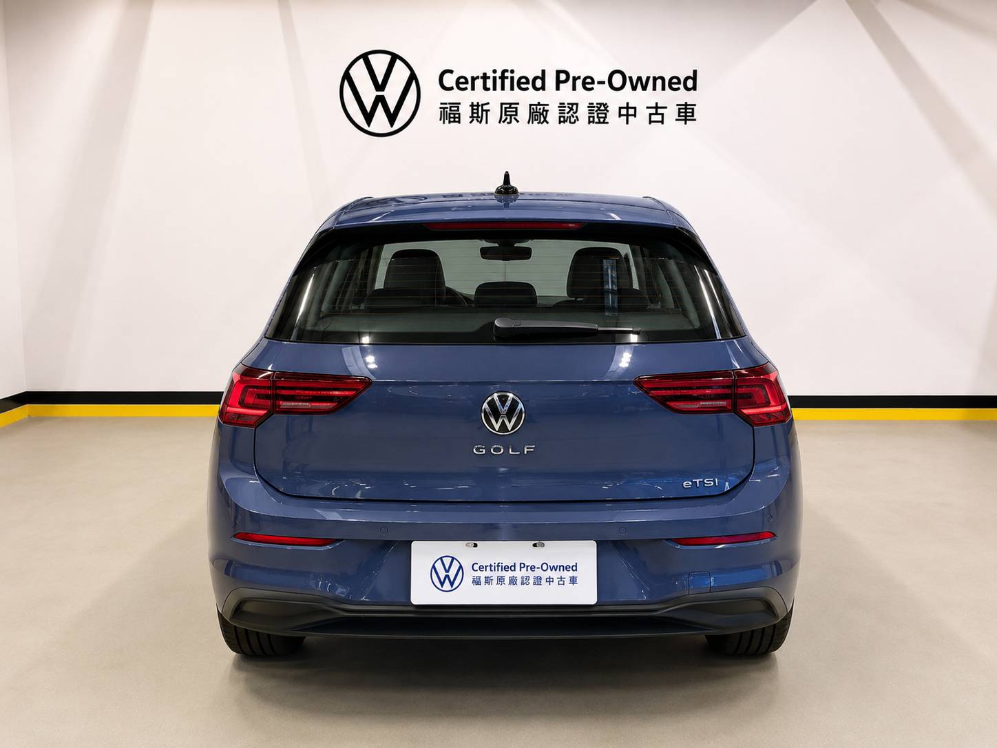 Golf 280 eTSI Life Premium