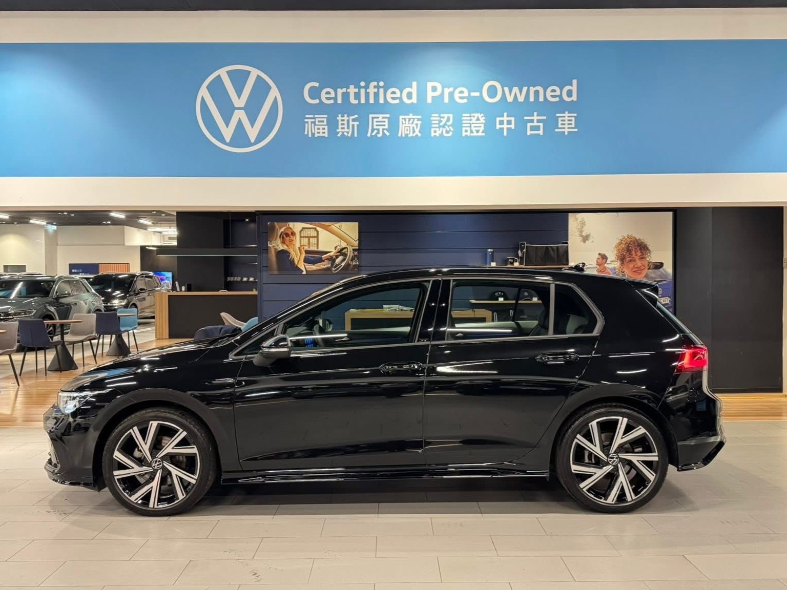 Golf 280 eTSI R-Line