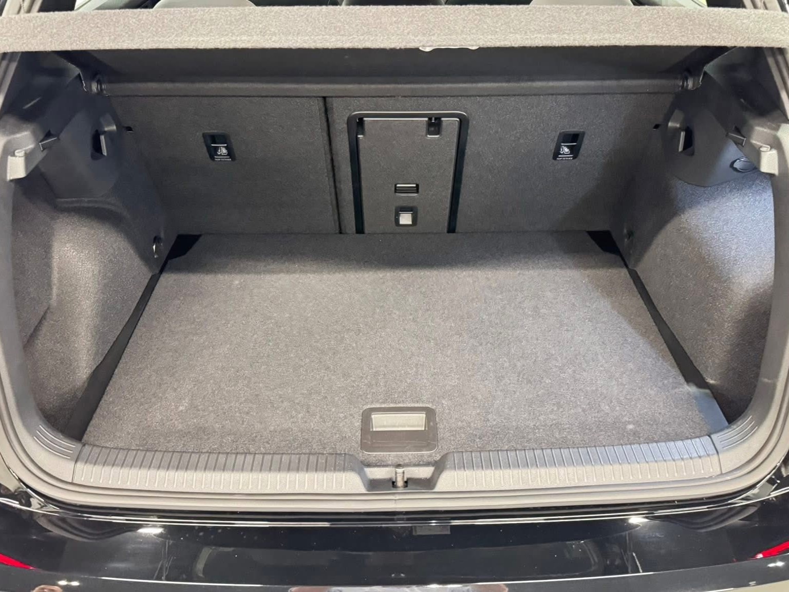 Golf 280 eTSI R-Line