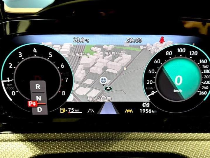 Golf 280 eTSI R-Line