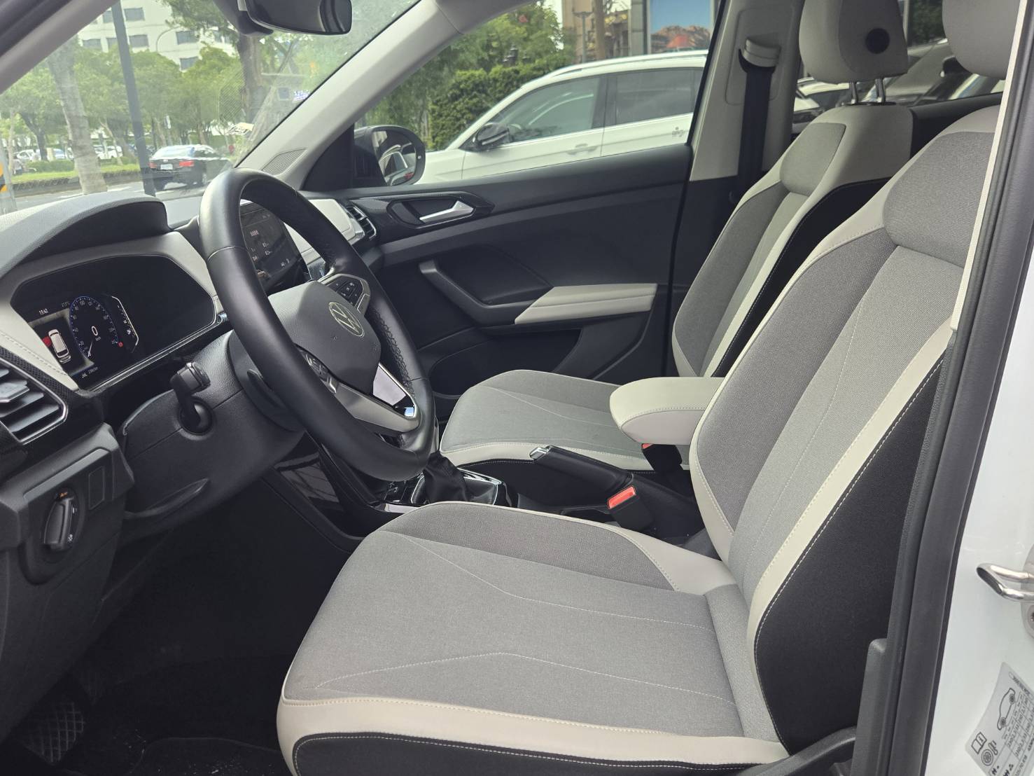 T-Cross 230 TSI Style Design