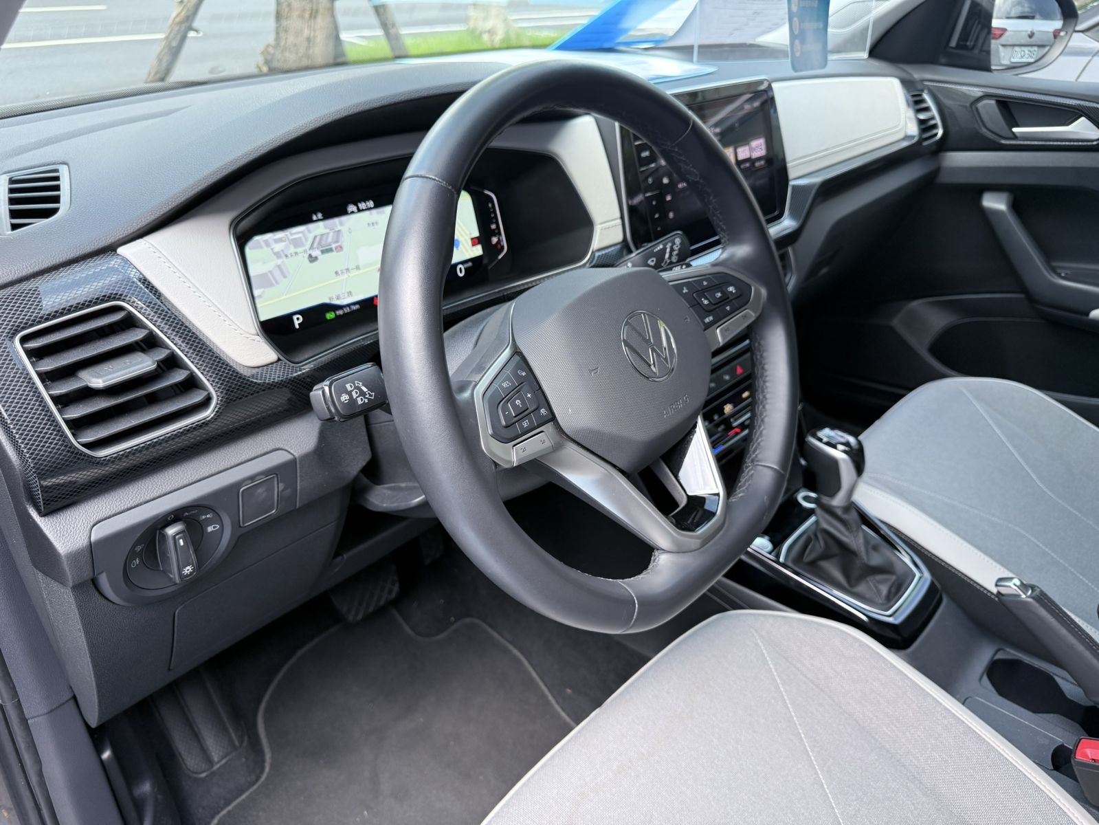 T-Cross 230 TSI Style Design