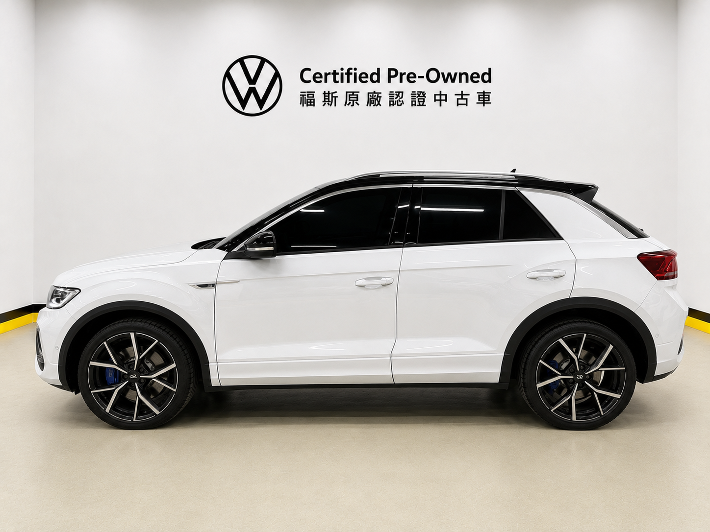 MY25 T-Roc R